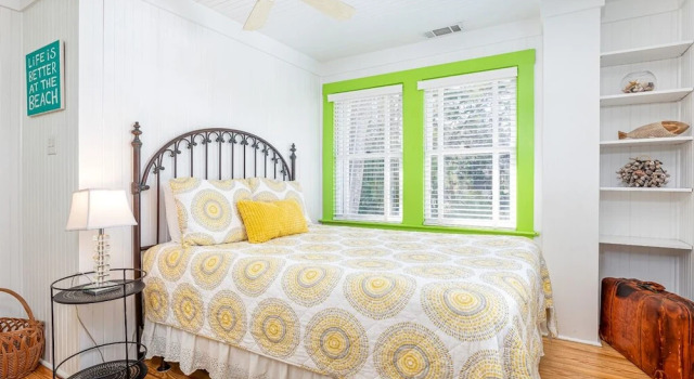 Guiding Light Cottage by Tybee Vacation Rentals