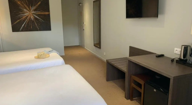 Четырёхместный номер Standard Hôtel Le Mistral