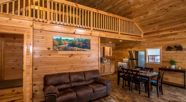 Кровать в общем номере Presidential Mountain Resort