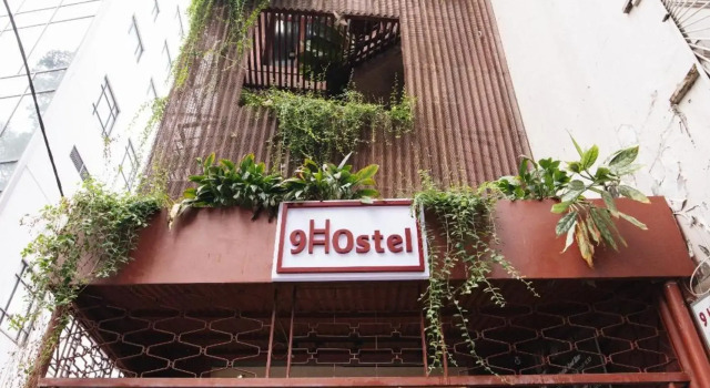 9 Hostel and Bar, Забронировать Хостел Хостелы Района 1, рядом с Дворец Независимости, Хостел