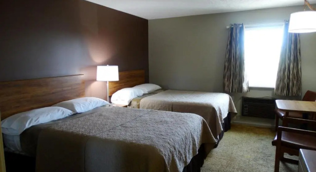 Четырёхместный номер Standard Attican Motel - Attica - Batavia - Warsaw - Darien Lake
