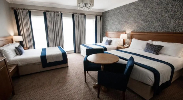 Семейный номер Standard Clanard Court Hotel