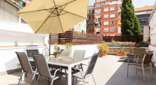 Апартаменты Deluxe Centric Apartment Barna