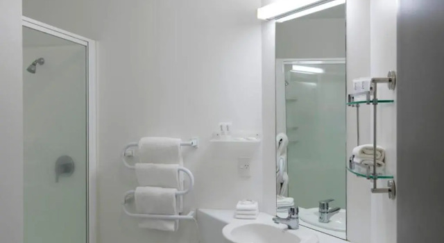 Студия Quest On The Terrace Serviced Apartments