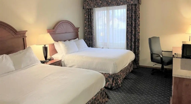Номер Deluxe City Express by Marriott Bemidji