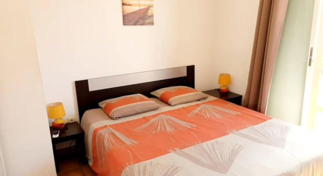 Apartment with 2 Bedrooms in Les Trois-Îlets, with Wonderful Sea View, Furnished Terrace And Wifi - 100 M From the Beach, Book Lejlighed Hoteller i Le Marin med parkering, Parkering