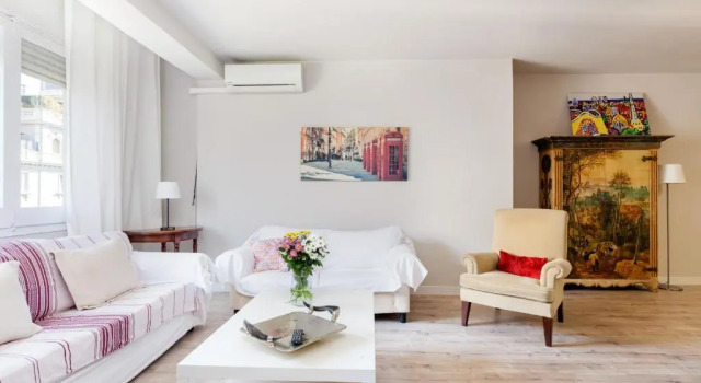 LetsGo Diagonal Avenue Apartment, Забронировать Апартаменты/квартира Барселона провинция Барселона, рядом с Jove Regina Theatre