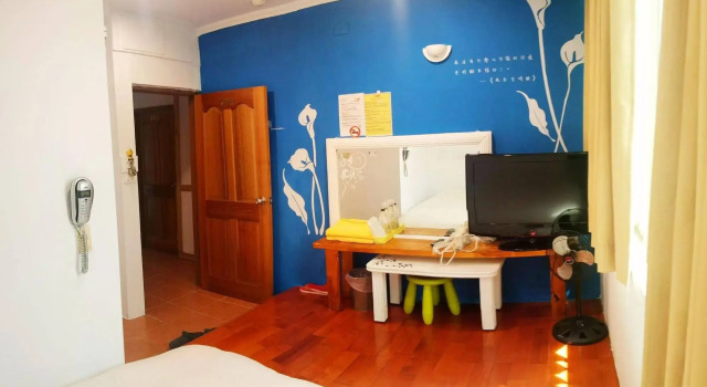 Long Holiday Inn, Забронировать Отель Хеньчунь Хенгчун