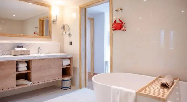 Семейный номер Standard с 2 комнатами с балконом Ocean Marina Resort Pattaya Jomtien