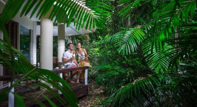 Люкс с балконом Green Island Resort
