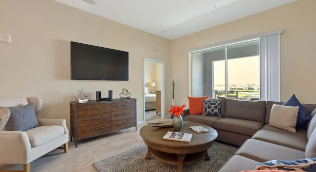 Firecracker View @ Storey Lake by Shine Villas #838, Rezerwuj Hotel Hotele w Kissimmee z basenem, Basen
