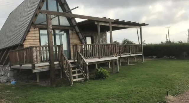 Коттедж с 2 комнатами Country House By The Sea 1