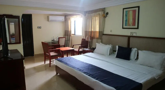Krisview Hotel
