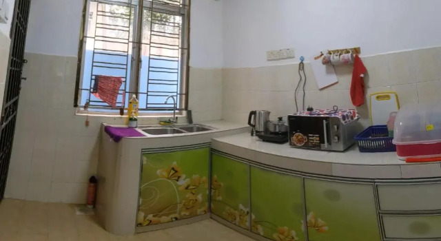 Коттедж Johor Bahru 6 Bedrooms Corner House: Big & Comfort