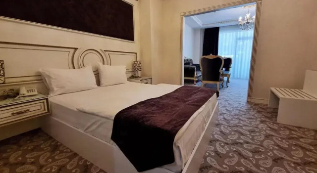 Suite Opera Hotel