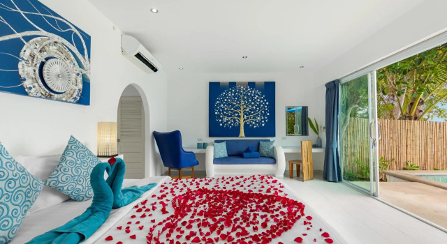 La Perle Luxury Boutique Hotel
