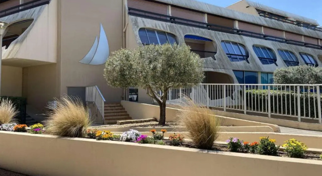 Appartement Port Camargue, 2 pièces, 6 personnes - FR-1-250-113, Book Apartment Hotels in Camargue with a Pool, Swimming Pool