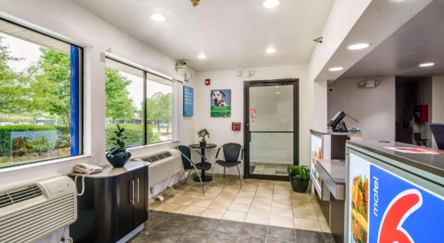 Motel 6 Chicago Northwest - Rolling Meadows, Rezerwuj Motel Rolling Meadows 