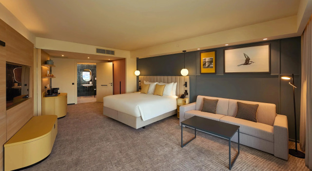 Номер Premium voco Malta by IHG