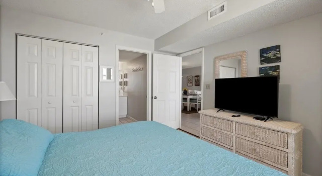 Pelican Beach 1816 2 Bedroom Condo by Pelican Beach Management, Забронировать Апартаменты/квартира Дестин Emerald Coast, рядом с Аквапарк Биг-Каунас