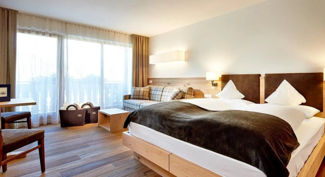 Hotel Costes, Забронировать Отель Отели и гостиницы Корвара-ин-Бадия, рядом с Кресельный подъёмник Пралонгия 1 (нижняя станция), Отель