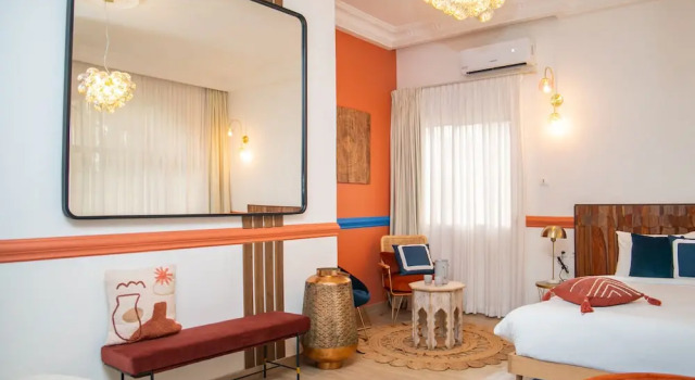 Le Palais d'Akwa, Boek Hotel Port-Bouet 