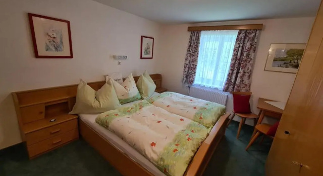 Ferienhaus Laimerbauer, Забронировать Отель Отели Fuschlsee с парковкой, Парковка
