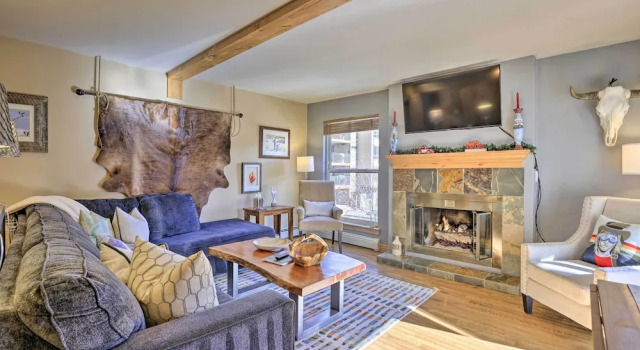 Апартаменты с 2 комнатами с балконом Vail Ski Condo w/ Mtn Views & Shuttle Service!