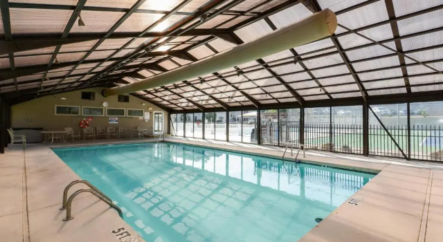 Номер Standard с 2 комнатами Matchplay - Resort Amenities W/ Indoor Pool - Comfort Meets Style and Fun!
