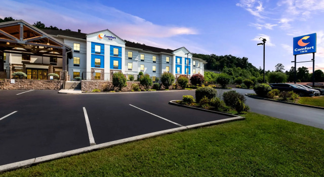 Comfort Inn, Buchen Sie Hotel Harriman Tennessee