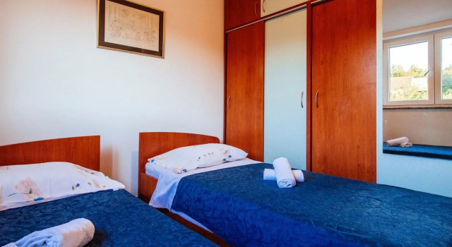 Holiday Home in Jasenice With Garden