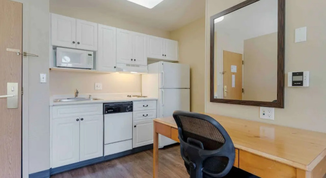 Студия Deluxe Extended Stay America Suites - Pleasanton - Chabot Dr