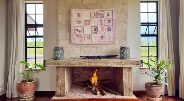 Eco 5 Bedroom 5 Bathroom Nanyuki Farm Villa - 2328, Rezerwuj Pobyt na farmie Hotele w Laikipia z parkingiem, Parking
