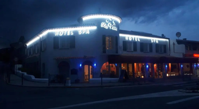 Hôtel & Spa La Villa, Забронировать Курортный отель Сент-Максим Mimosa Road