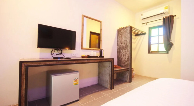 Трёхместный номер Standard с балконом Coco Cape Lanta Resort