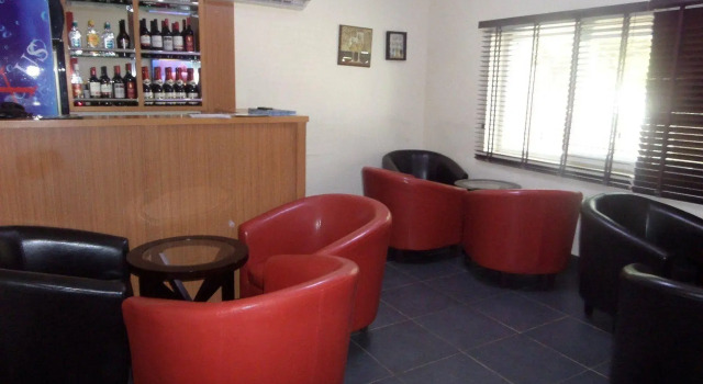 Concierge by Cubana, Prenota Hotel Hotel a Bwari con parcheggio, Parcheggio