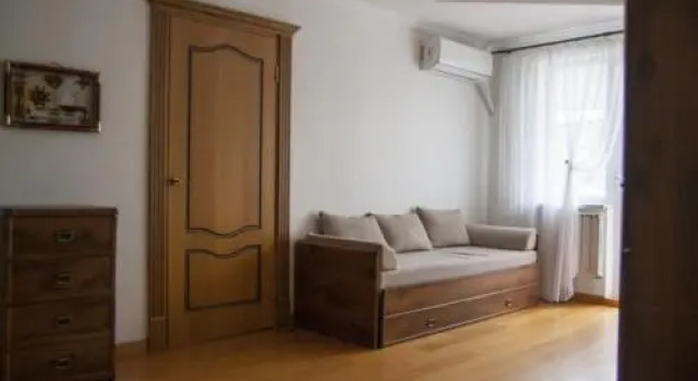 Apartment on Vandy Vasylevskoi Street 3, Buchen Sie Ferienwohnung Solomjanskyj Kiew