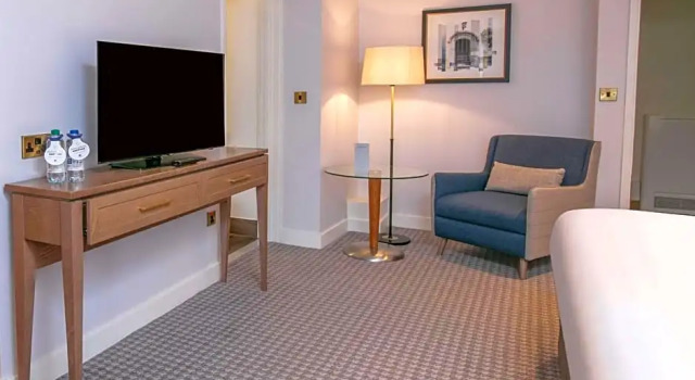 Номер Deluxe Oxford Belfry Hotel & Spa