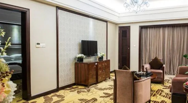 Люкс Deluxe Country Garden Phoenix Hotel Maoming