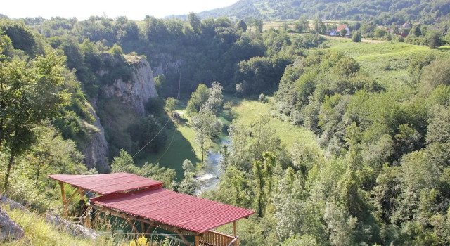 House Marija B&B, Забронировать Отель Селиште-Дрежничко 