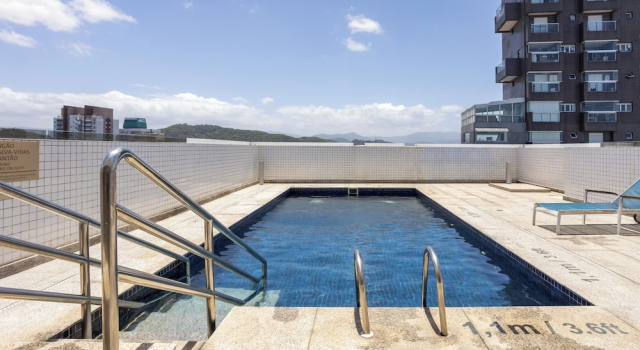 Stay Home Luxo | 1min Praia Gonzaga | Rooftop, Piscina, Sauna & Gym