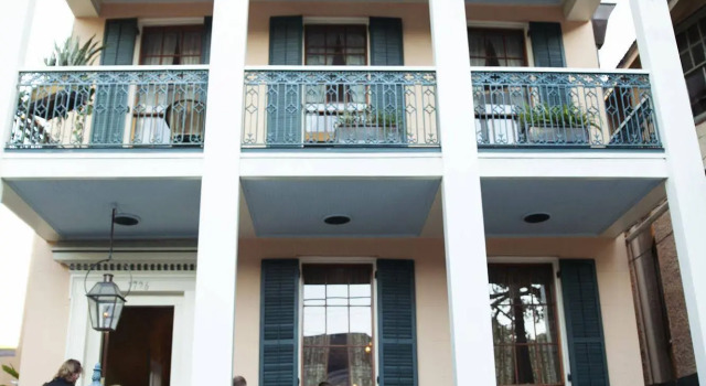 Parisian Courtyard Inn, Забронировать Отель Отели Нового Орлеана 4 звезды, рядом с Brevard-Clapp House, 4*