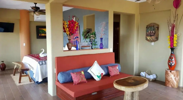 Casa Arcoiris Zihuatanejo B&B, Забронировать Отель Отели Ixtapa-Zihuatanejo с бассейном, Бассейн