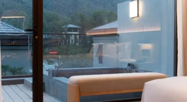 Люкс с видом на горы Madison Hotel Jian County Wugongshan Madison Hot Spring