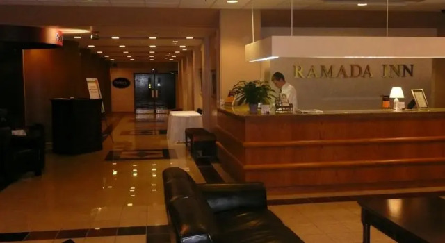 Ramada-Convention Center, Réserver Hôtel Eau Claire 