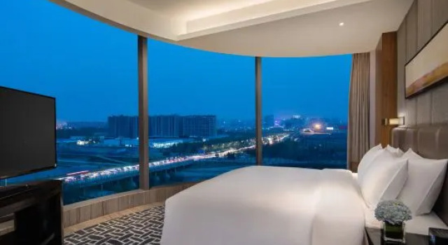 Двухместный люкс Deluxe Radisson Blu Zhengzhou