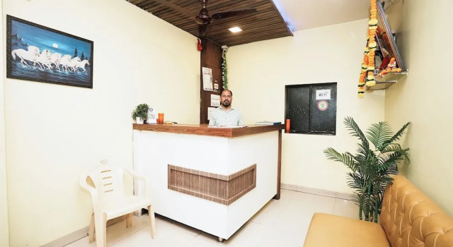 Hotel Sai Parikrama