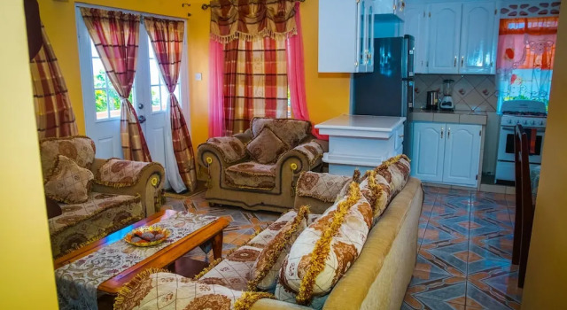 Апартаменты Superior Vinaya's Apartments