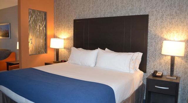 Holiday Inn Express Hotel & Suites Knoxville West -Papermill by IHG