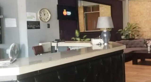 Hotel Capri, Забронировать Отель Zona 1 , рядом с Кафедральный собор Гватемалы